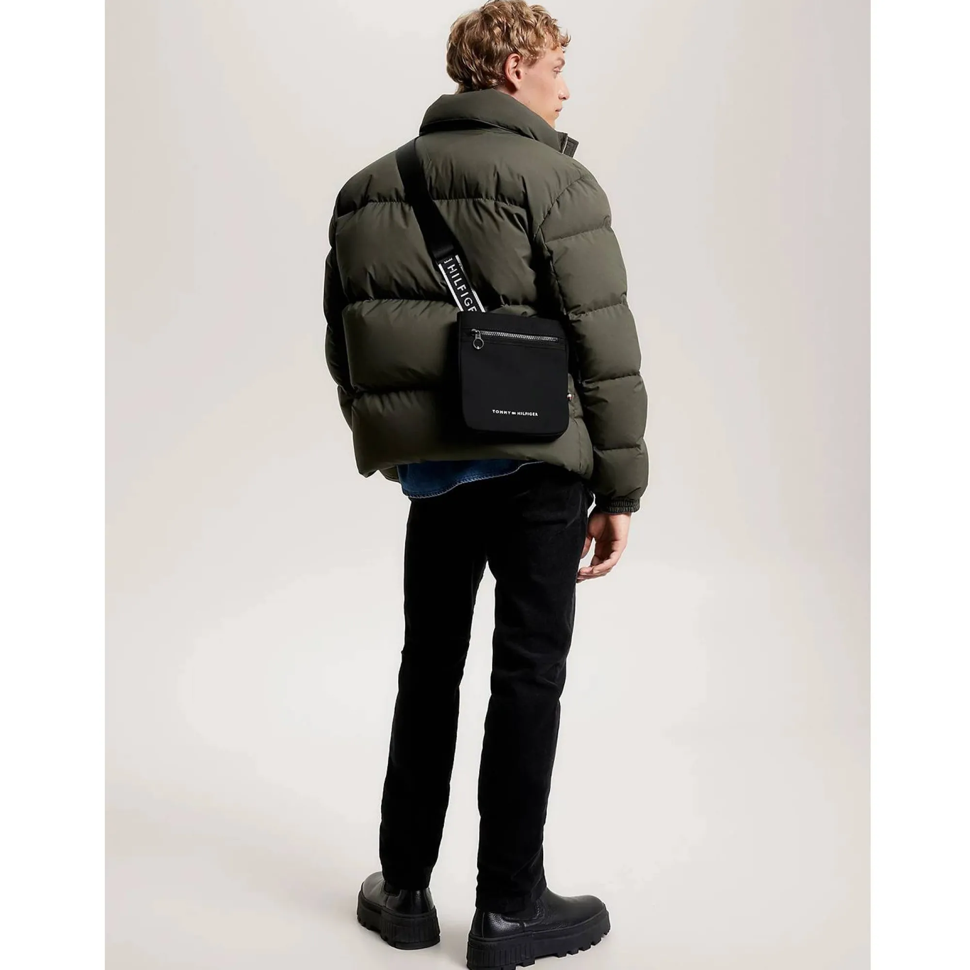 Tommy Hilfiger Petites Sacoches Homme*Petit sac bandouliere Skyline a logo Noir