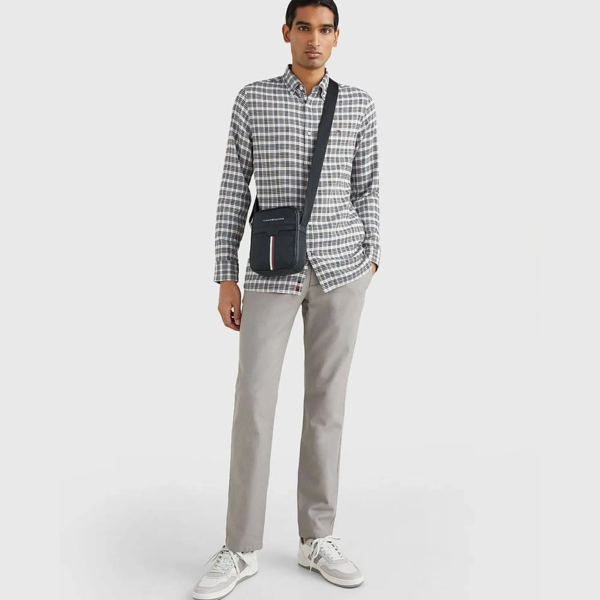 Tommy Hilfiger Petites Sacoches Homme*Petite sacoche reporter Downtown Noir